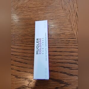 Mugler Run Free Eau de Toilette Spray - 10ml